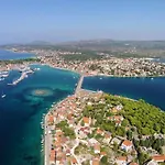 Appartement By The Sea - 3196 Rogoznica (Sibenik-Knin)