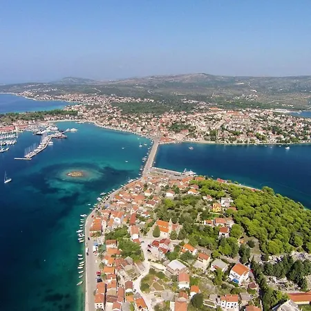 Apartment Apartments By The Sea Rogoznica - 3196 Rogoznica (Sibenik-Knin)