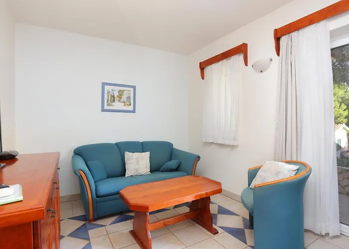 By The Sea - 3196 * روغوزنيكا